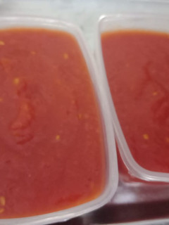 A picture of Tomato 🍅 puree.