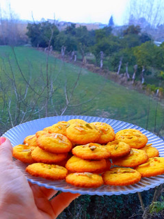 عکسی از دستور کوکی نارگیلی زعفرانی 👌🏻😋 Saffron coconut cookie