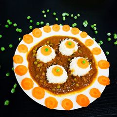A picture of Green Peas Masal with rice.