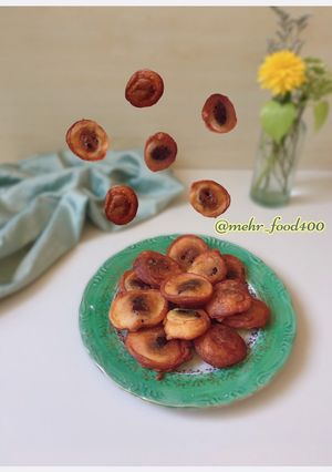 عکسی از دستور خاگینه ترد خرما و گردو