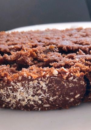 A picture of Easy banana cacao bread (healthy version).