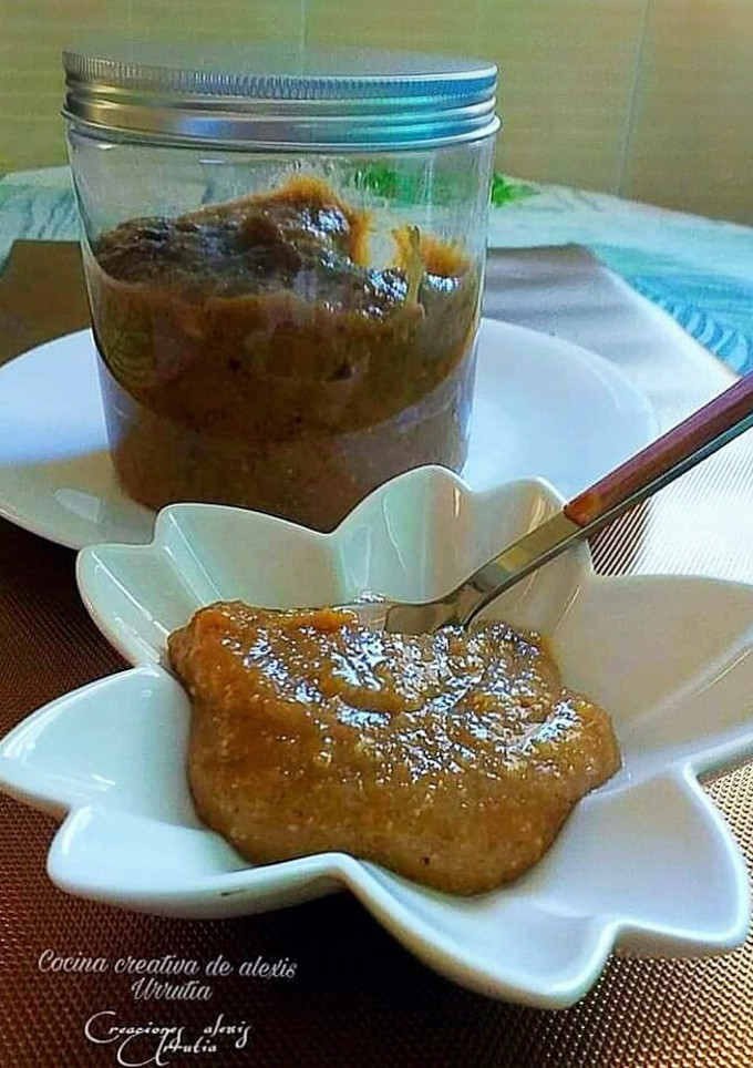 Una foto de Crema de castañas asadas y glaseadas con frutos secos