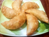 गुजिया (Gujiya recipe in Hindi)