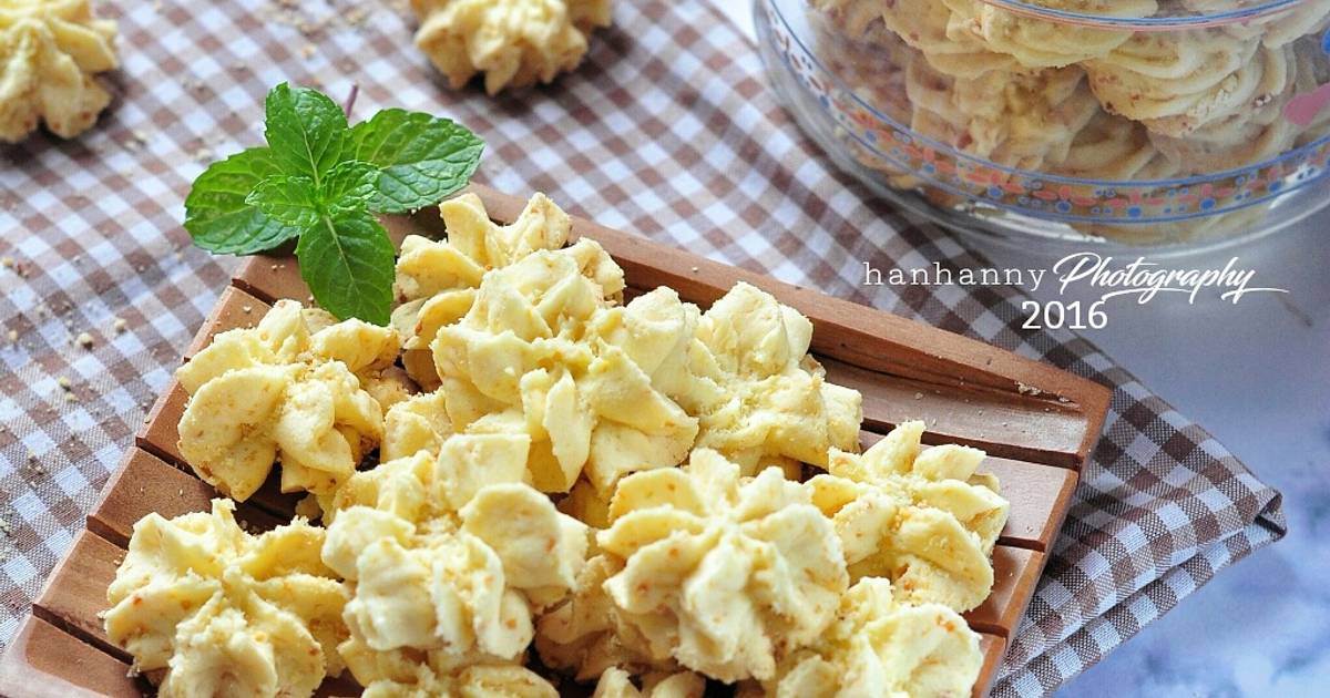 Resep Sagu Keju Ngeprul dan Renyah 😋 oleh hanhanny - Cookpad