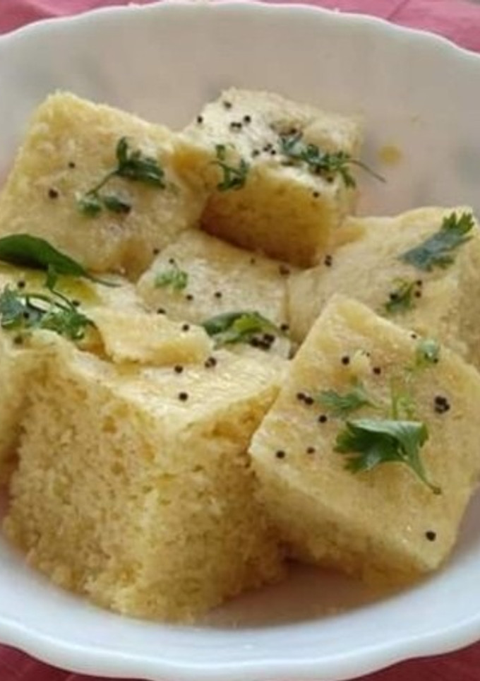 इंस्टेंट ढोकला (Instant Dhokla recipe in hindi) रेसिपी मुख्य फोटो
