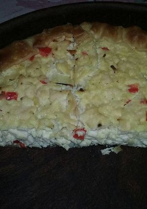 Una foto de Tarta de pollo y cebolla