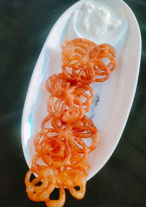 जलेबी (jalebi recipe in Hindi) रेसिपी मुख्य फोटो
