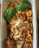 Coditos con Pollo (pasta corta)