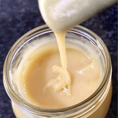 A picture of Light Butterscotch.