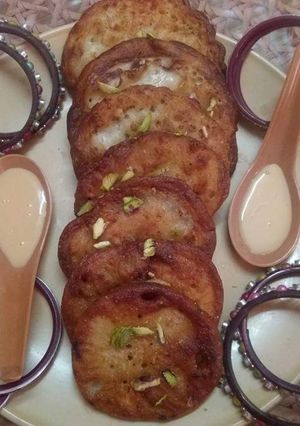 A picture of Jowar and Wheat flour mix malpua.