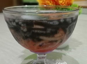 Foto resep Es Blewah Cincau Selasih simple & segerr🤩