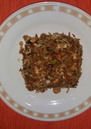 Una foto de Arroz salteado Huaxitian