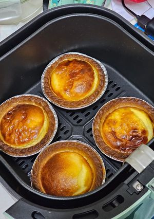 A picture of Air Fryer Egg Tarts.