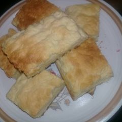 A picture of Plain cakes.