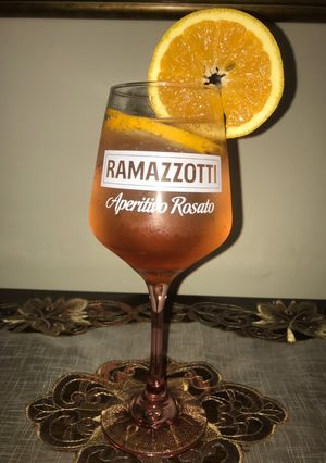 Una foto de Ramazzotti spritz
