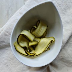 A picture of Pickled baby marrow.