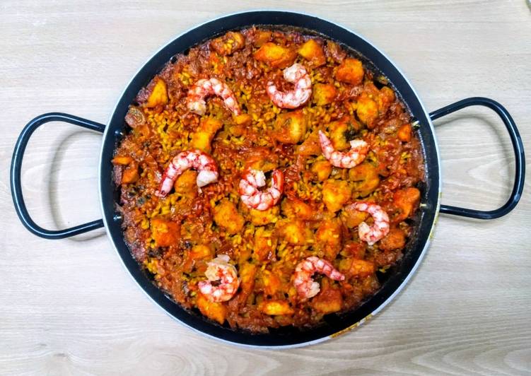 Paella de rape y carabineros