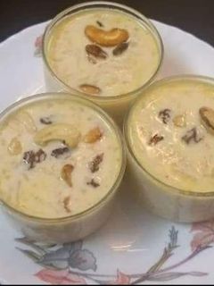 चावल की खीर (chawal ki kheer recipe in Hindi) रेसिपी मुख्य फोटो