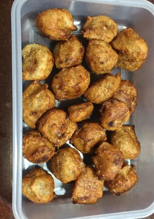 A picture of Banana Fritters.