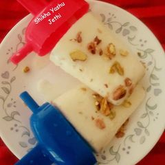A picture of Malai Kulfi.