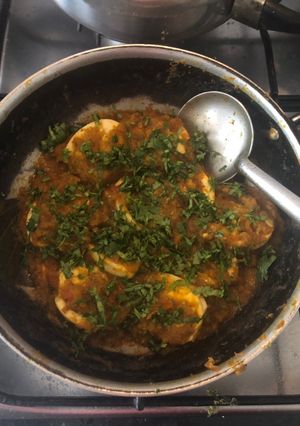 A picture of Egg masala.