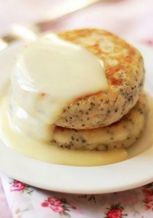 A picture of Cheesecakes with poppy seeds (Sirniki).