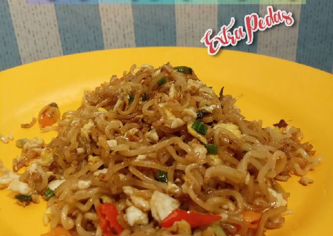 Mie goreng yang di goreng extra pedas