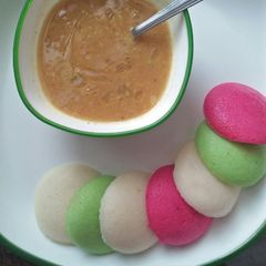 A picture of Colourfull idli.