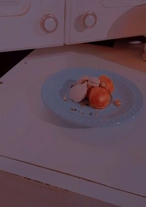 Una foto de Besos de merengue sabor plátano y bomba de azúcar