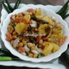 A picture of Cholay Chaat.