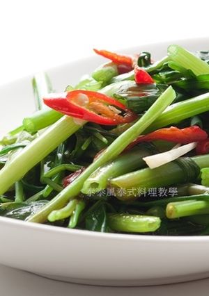 蝦醬炒空心菜 也認識一下蝦膏和蝦醬的不同 的食譜成品照片
