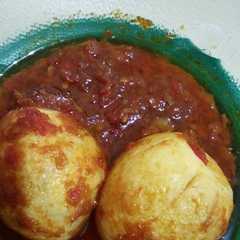 A picture of Telur Masak Merah.