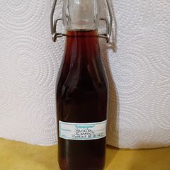 A picture of Old Fashioned Homemade Vanilla Extract (A Slow Food Recipe).