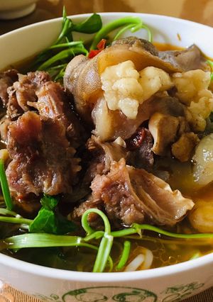 Hình của món Bún bò huế.