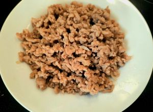 Hình của món Thịt băm rang hành.