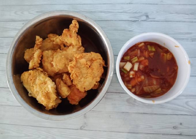 Bagaimana Menyiapkan Ayam goreng tepung saos asam manis Anti Gagal