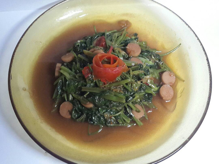 Langkah Mudah untuk Membuat Tumis Kangkung Sosis Sambal Terasi Teriyaki(SSTT)😄, Enak