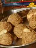 Red poha & oats ladoo