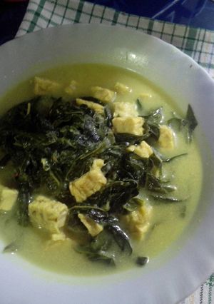 Foto resep Sayur Daun Singkong Santan