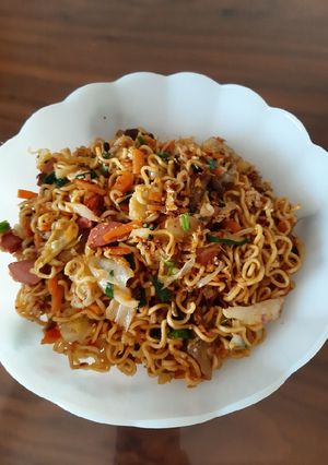 A picture of Stir-fried noodles (special).