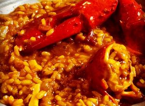 Una foto de Arroz con bogavante 🦞