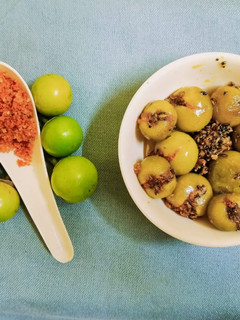 ગુંદા નું ભરેલું શાક (Gunda Bharelu Shak Recipe In Gujarati) રેસીપી મુખ્ય ફોટો