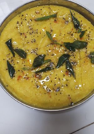બેસન અને સોજીના ઢોકળા (Besan Sooji Dhokla Recipe In Gujarati) રેસીપી મુખ્ય ફોટો