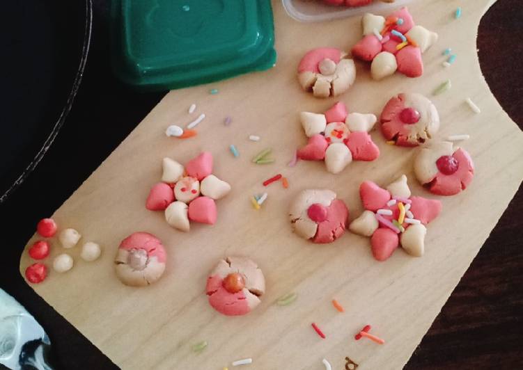 Cara Termudah Membuat Cookies Teflon Merah Putih Sempurna