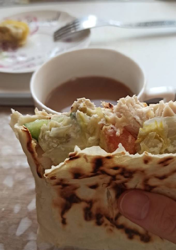 Лаваш з капустою айсберг