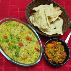 A picture of Healthy Mixed Veg Khichdi.