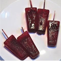 A picture of Grape popsicle.