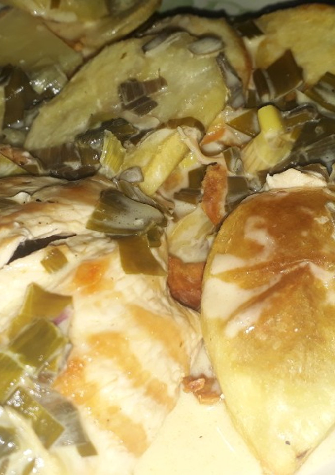 Una foto de Pollo al verdeo con crema