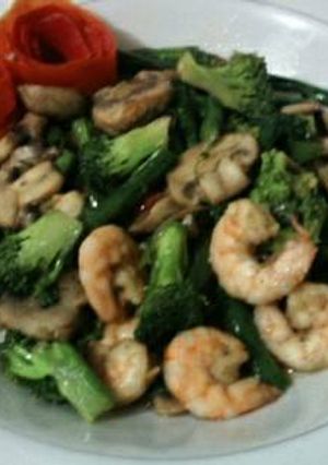 Foto resep Tumis brokoli udang saus tiram