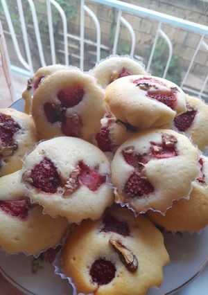 عکسی از دستور کاپ کیک توت فرنگی🍓🍓🍓🧁🧁😍😍😋😋